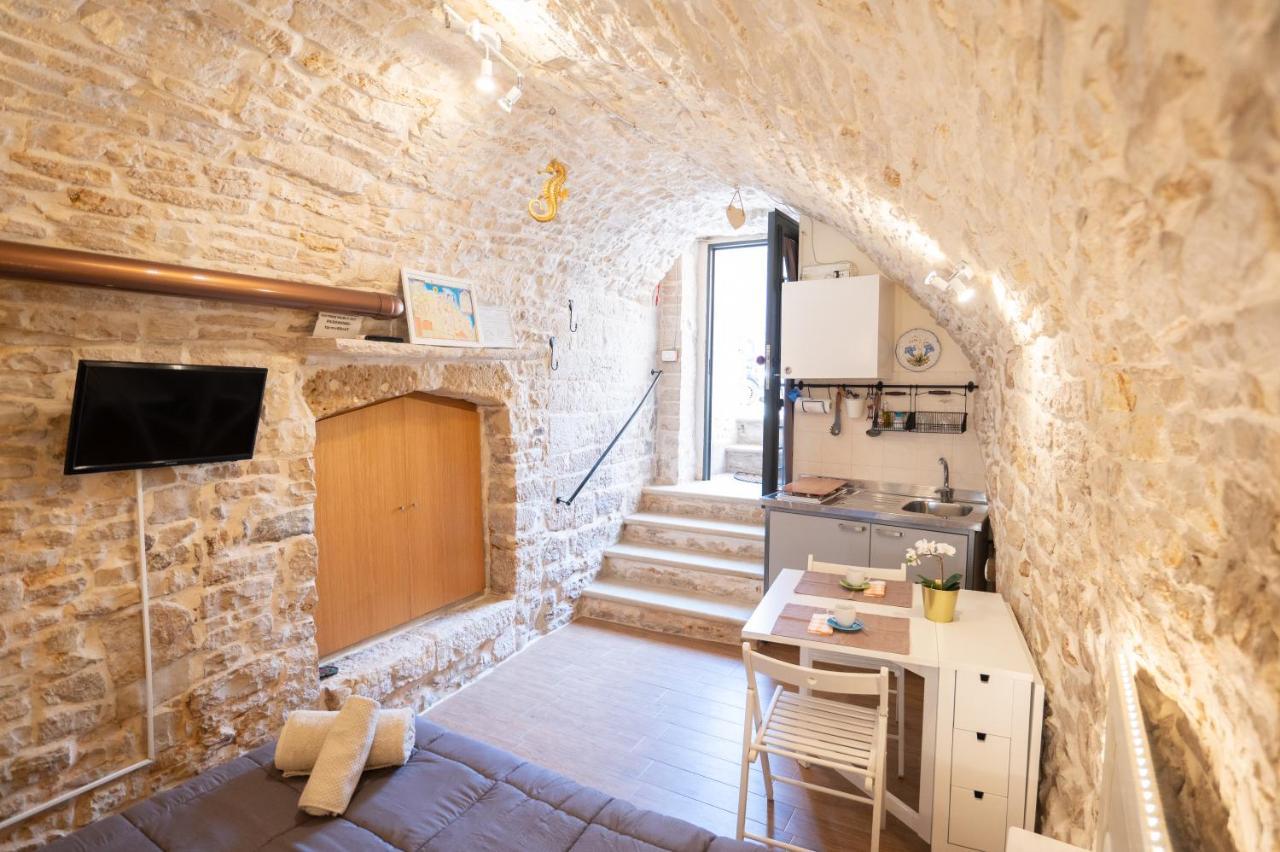 Piccola Pietra Bianca Hotel Giovinazzo Bagian luar foto