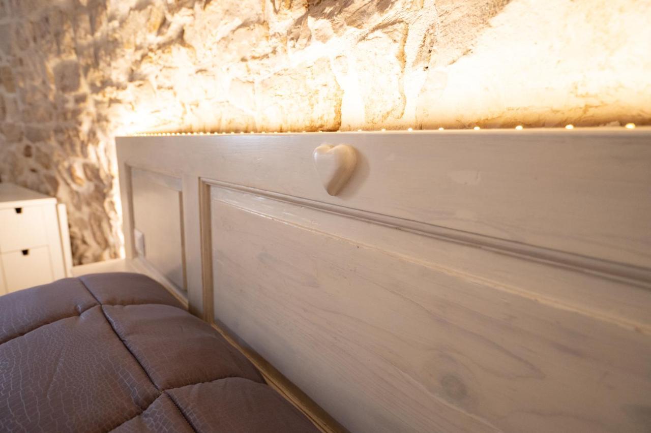 Piccola Pietra Bianca Hotel Giovinazzo Bagian luar foto