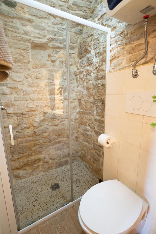 Piccola Pietra Bianca Hotel Giovinazzo Bagian luar foto