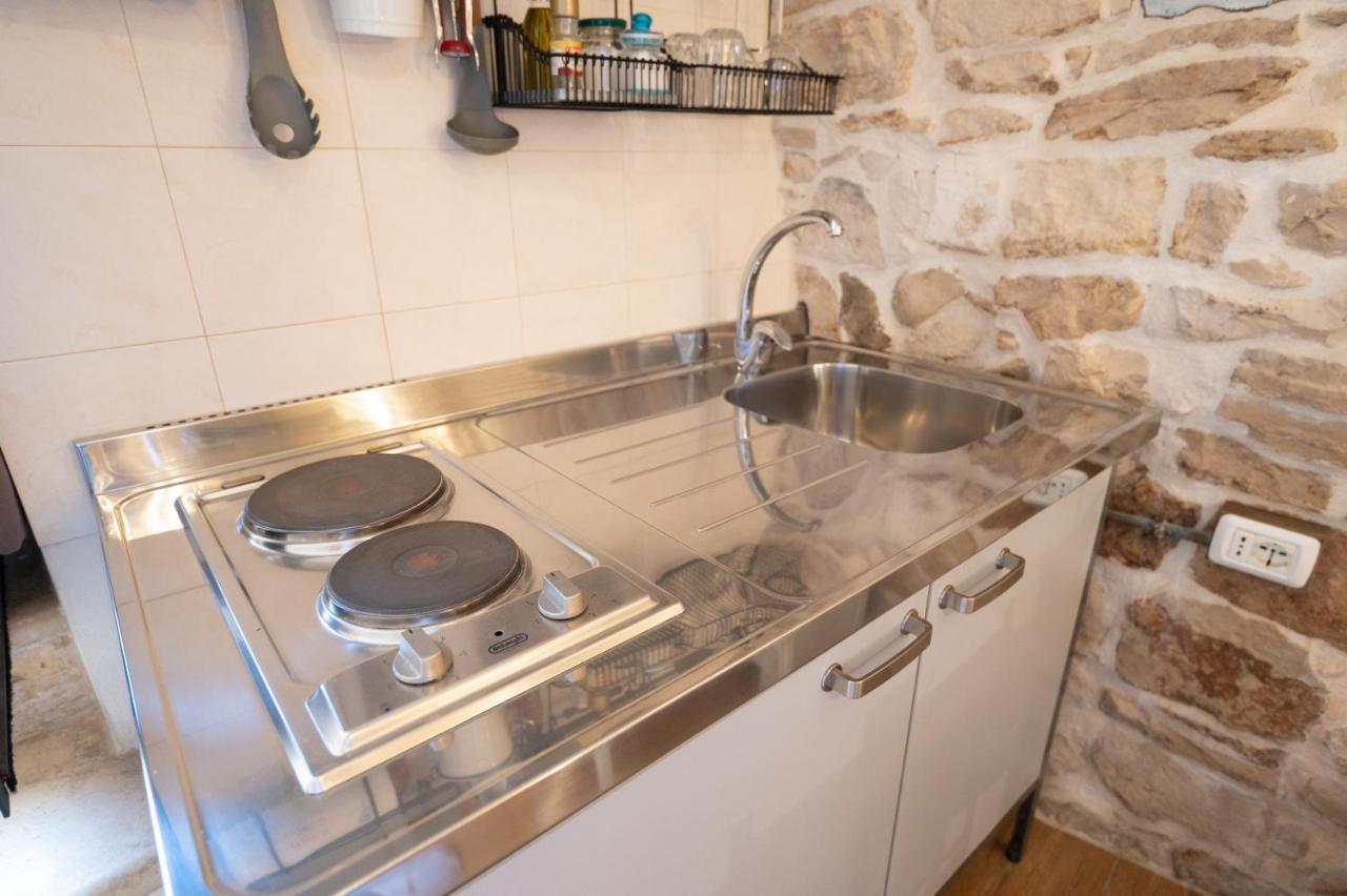 Piccola Pietra Bianca Hotel Giovinazzo Bagian luar foto