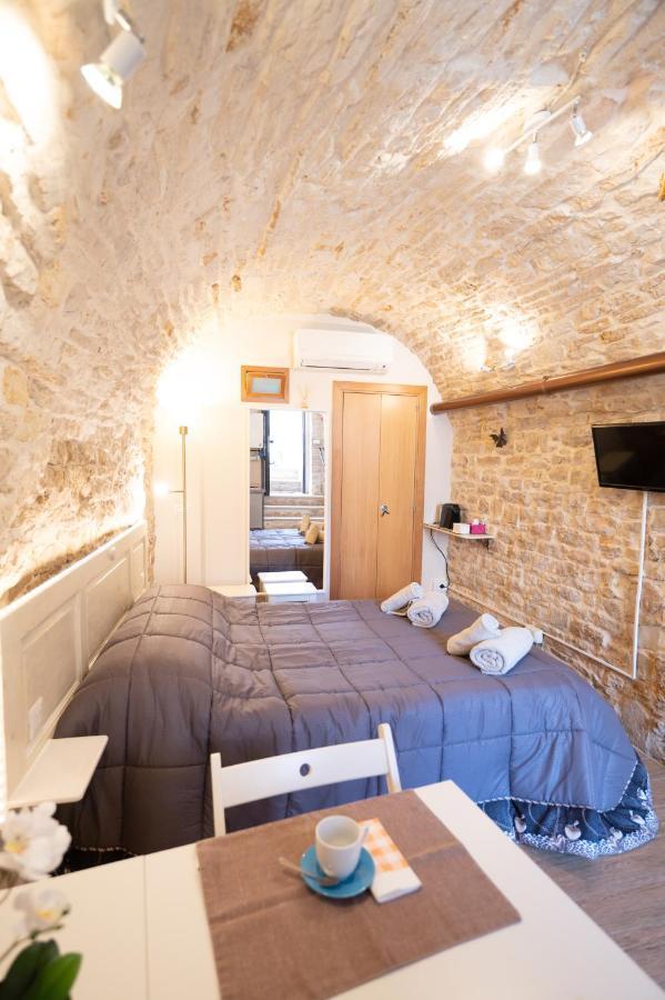 Piccola Pietra Bianca Hotel Giovinazzo Bagian luar foto