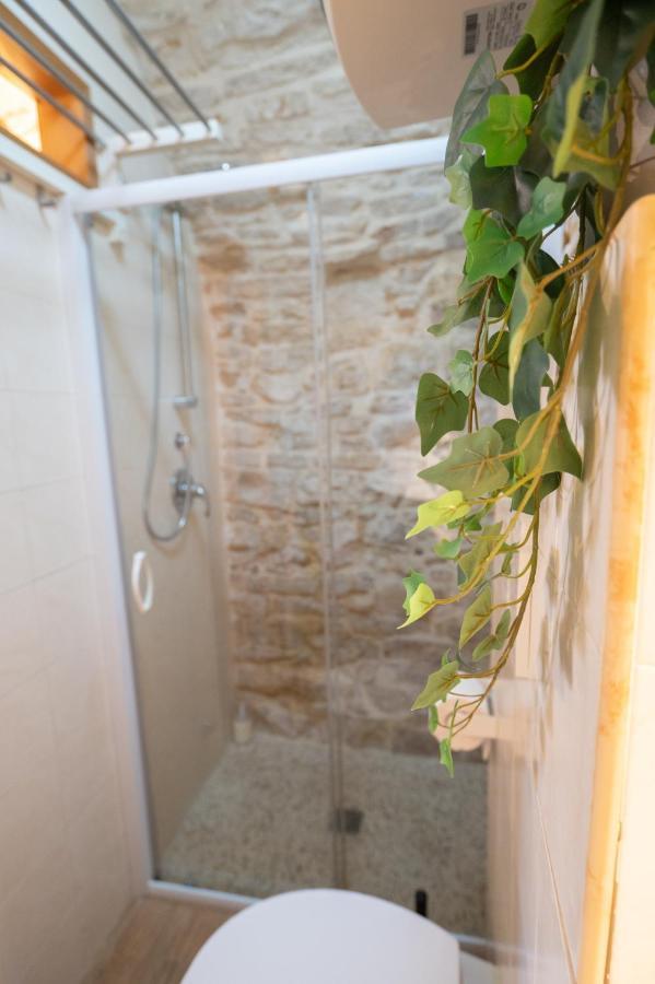 Piccola Pietra Bianca Hotel Giovinazzo Bagian luar foto