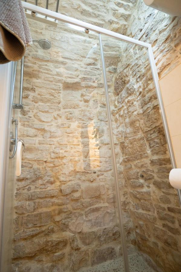 Piccola Pietra Bianca Hotel Giovinazzo Bagian luar foto