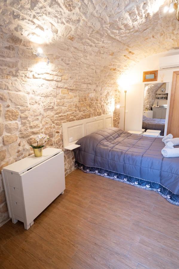 Piccola Pietra Bianca Hotel Giovinazzo Bagian luar foto